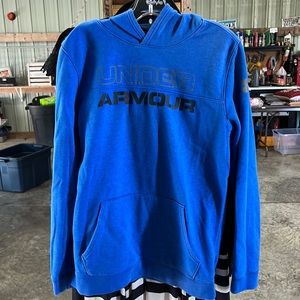Under Armour sweatshirt